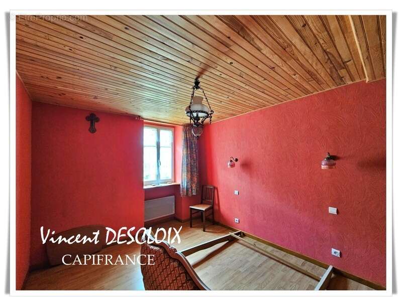 Maison à DUN-LES-PLACES