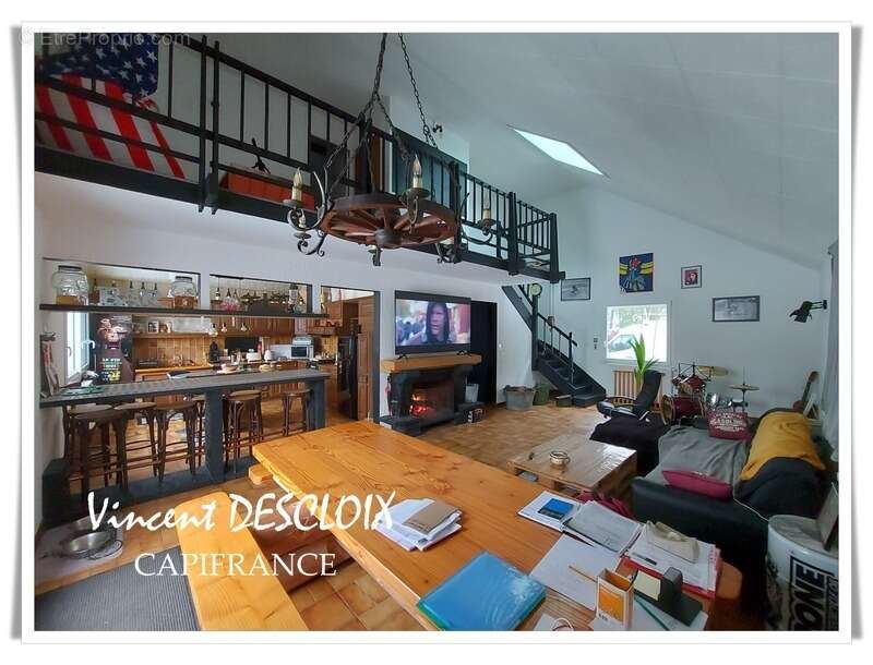 Maison à MONTSAUCHE-LES-SETTONS