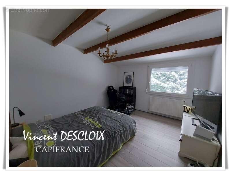 Maison à MONTSAUCHE-LES-SETTONS