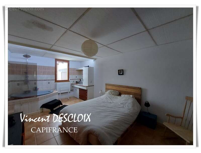 Maison à MONTSAUCHE-LES-SETTONS