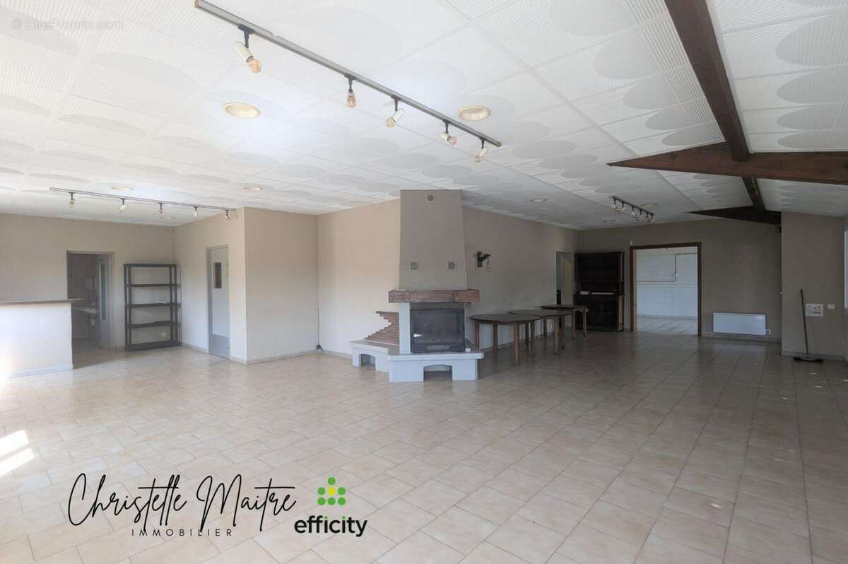 Maison à SAINT-MARTIN-DE-CRAU