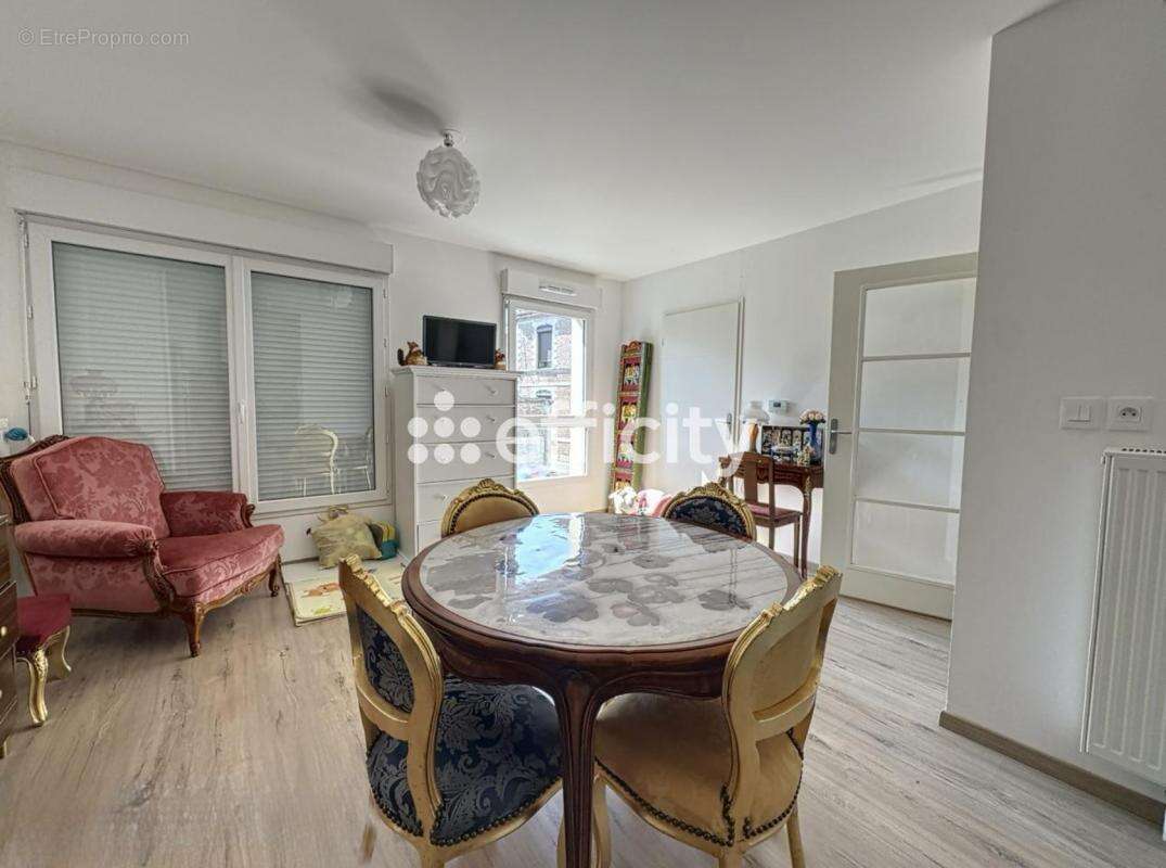 Appartement à ORCHIES