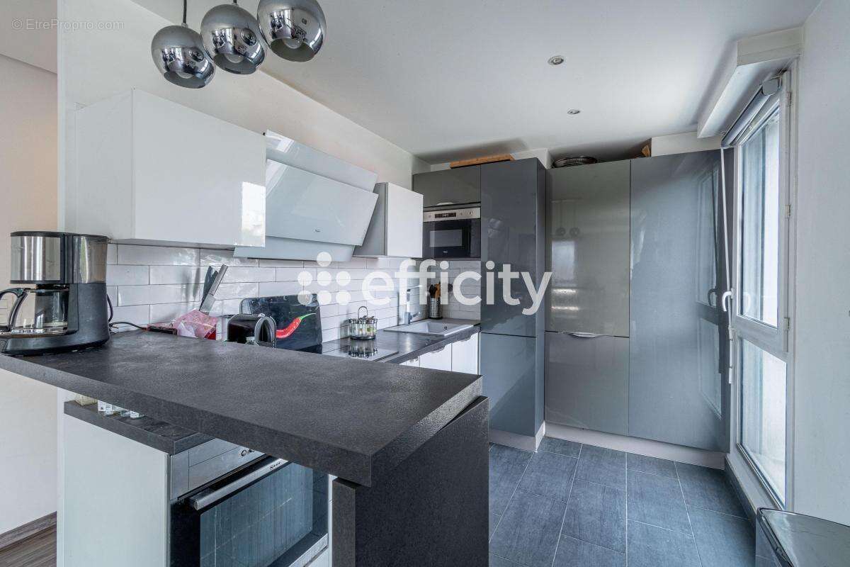 Appartement à CHEVILLY-LARUE