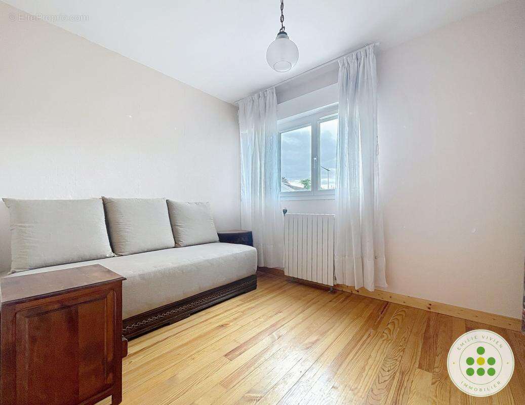 Maison à FONTENAY-LE-FLEURY