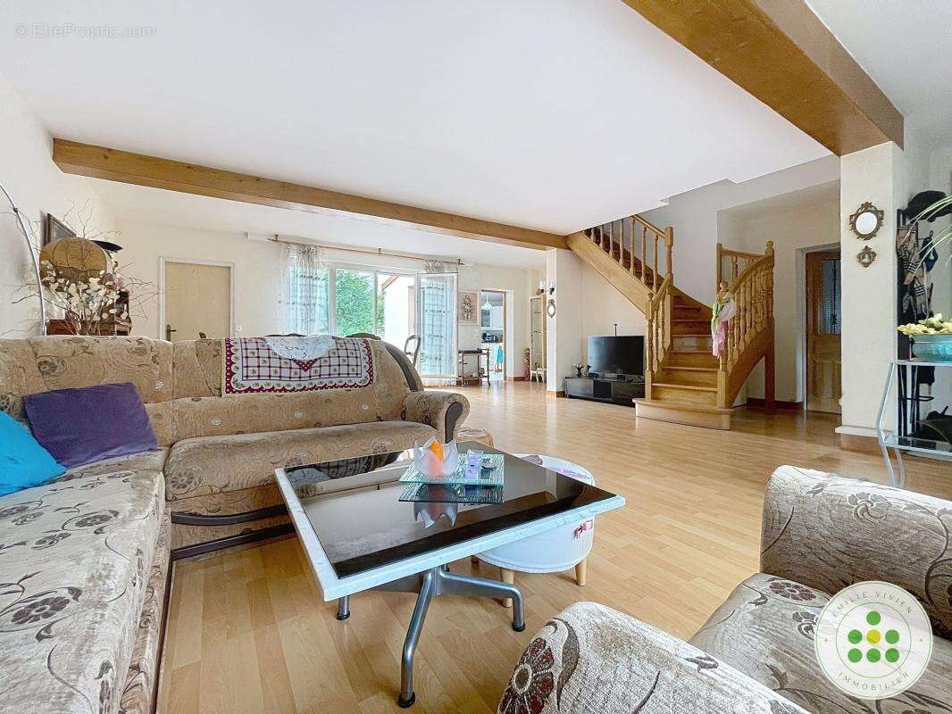 Maison à FONTENAY-LE-FLEURY