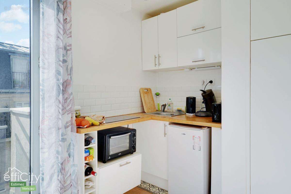Appartement à PARIS-18E