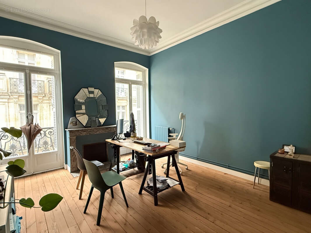 Appartement à BORDEAUX