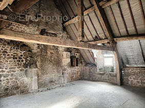 Maison à MAGNY-LE-DESERT