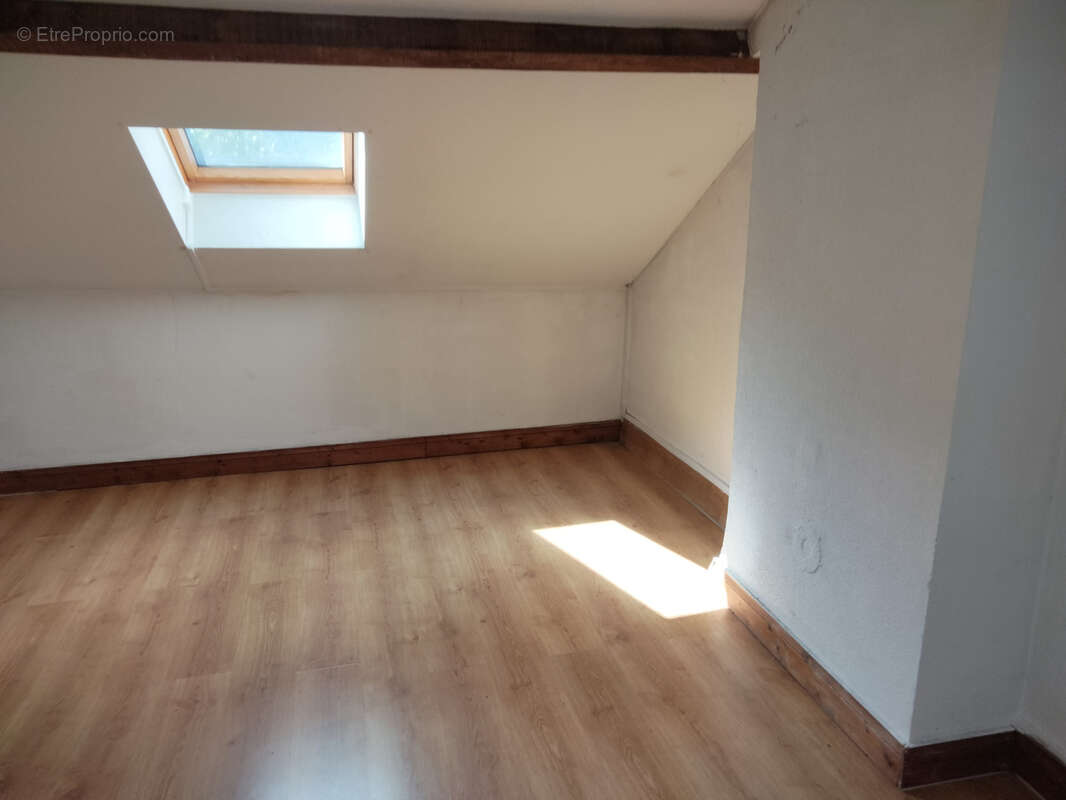 Maison à LA FOUILLOUSE