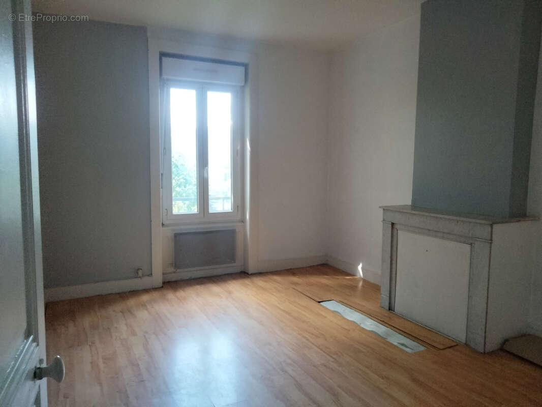 Maison à LA FOUILLOUSE