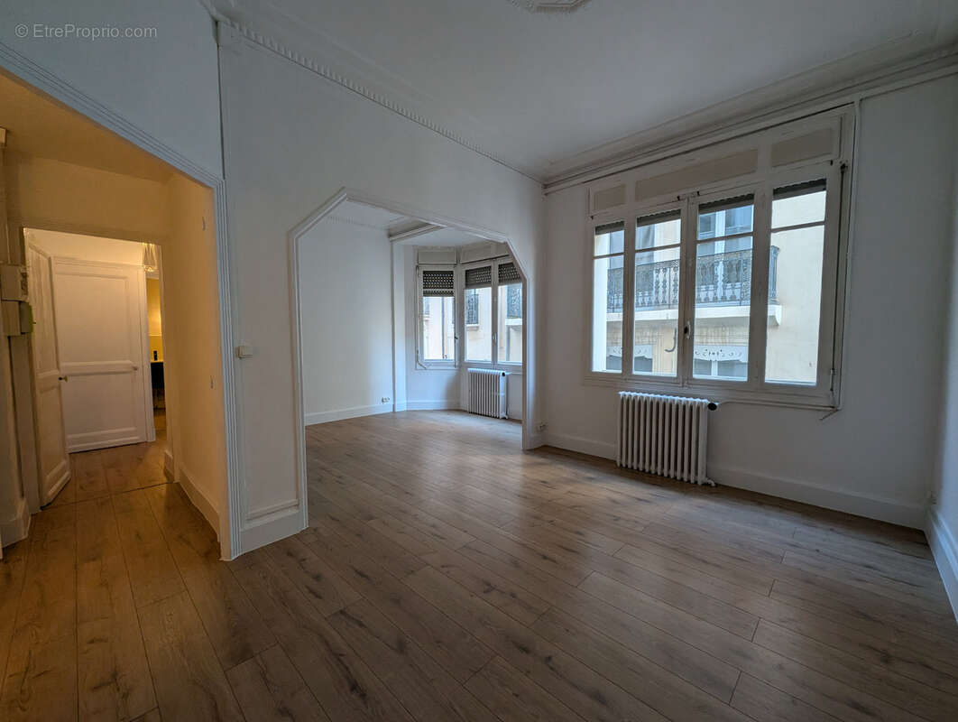 Appartement à BEZIERS