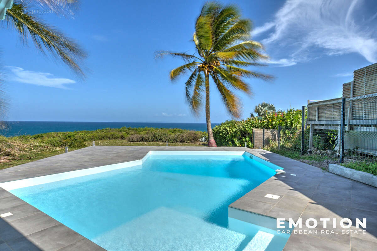 Maison à SAINTE-ANNE