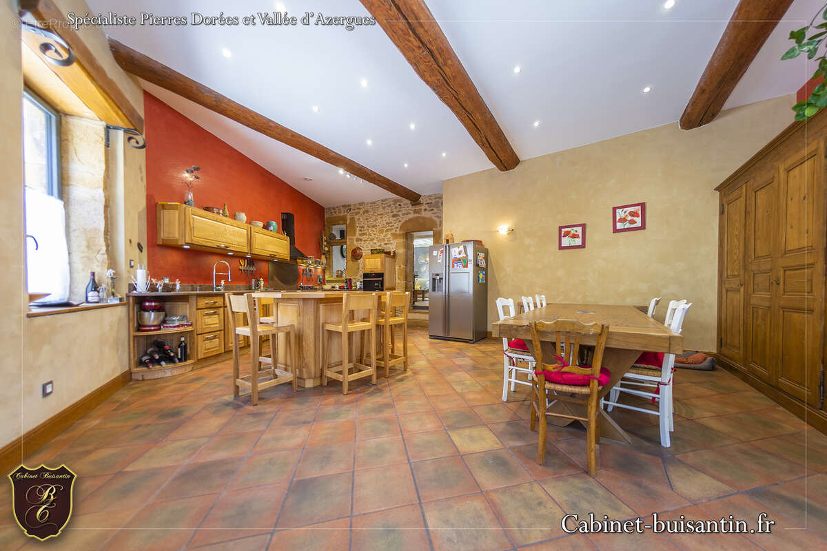 Maison à LE BOIS-D&#039;OINGT