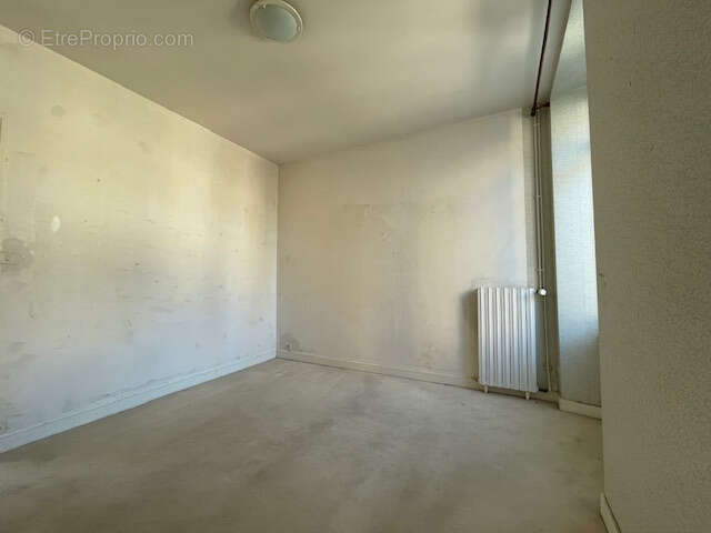 Maison à LE BOURG-D&#039;IRE