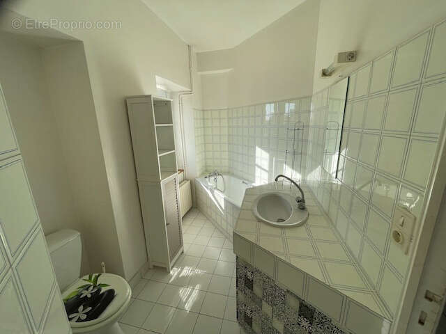 Maison à LE BOURG-D&#039;IRE