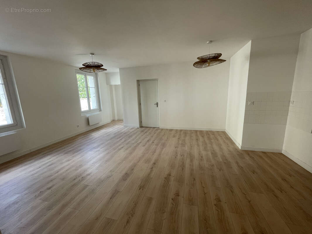 Appartement à SEGRE