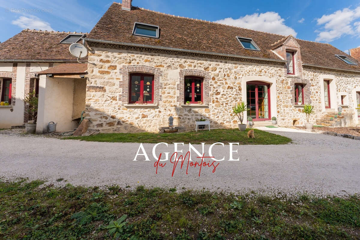 Maison à NOGENT-SUR-SEINE