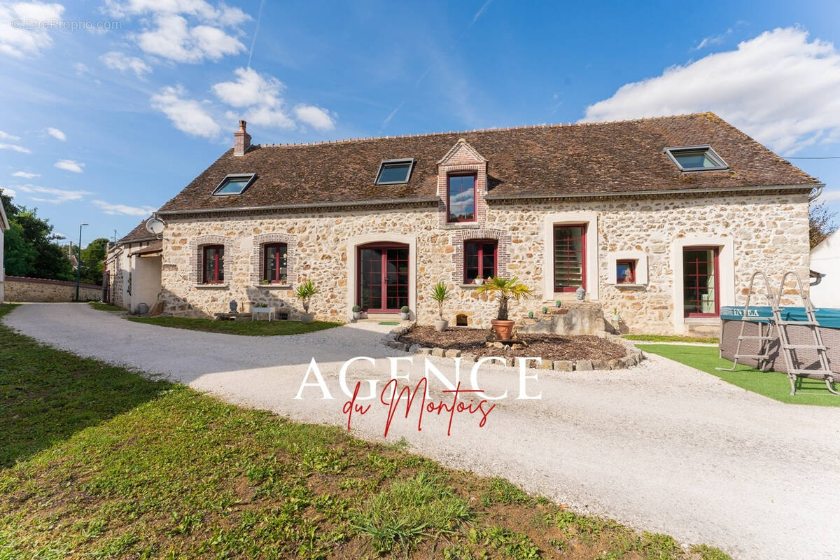 Maison à NOGENT-SUR-SEINE