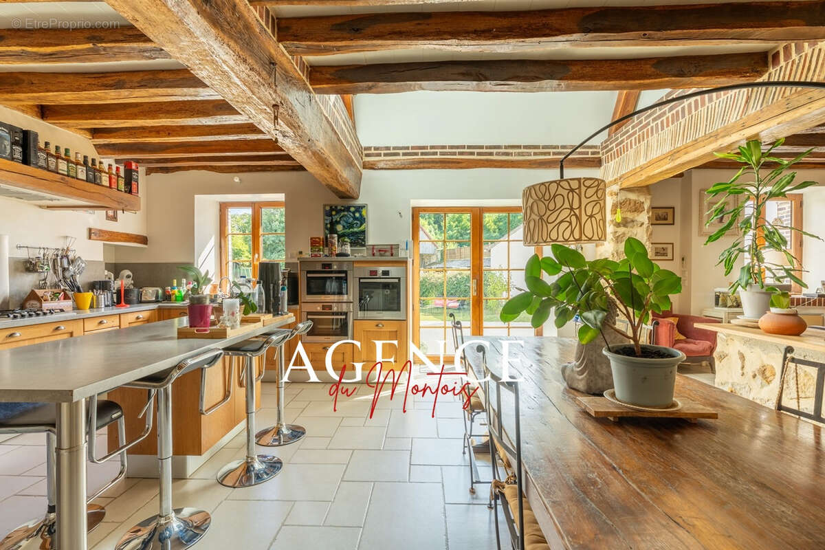 Maison à NOGENT-SUR-SEINE