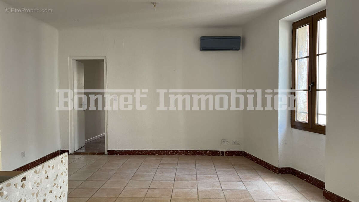 Appartement à NYONS