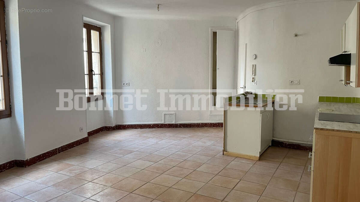 Appartement à NYONS