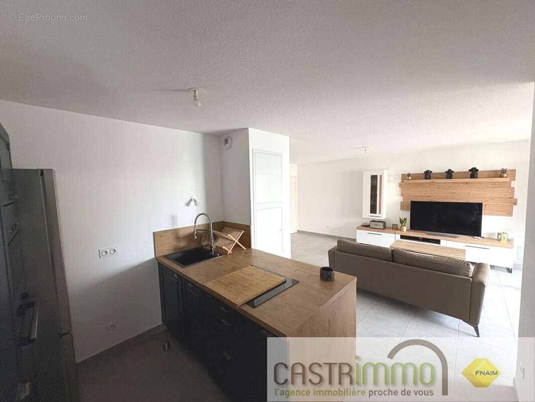 Appartement à SAINT-BRES