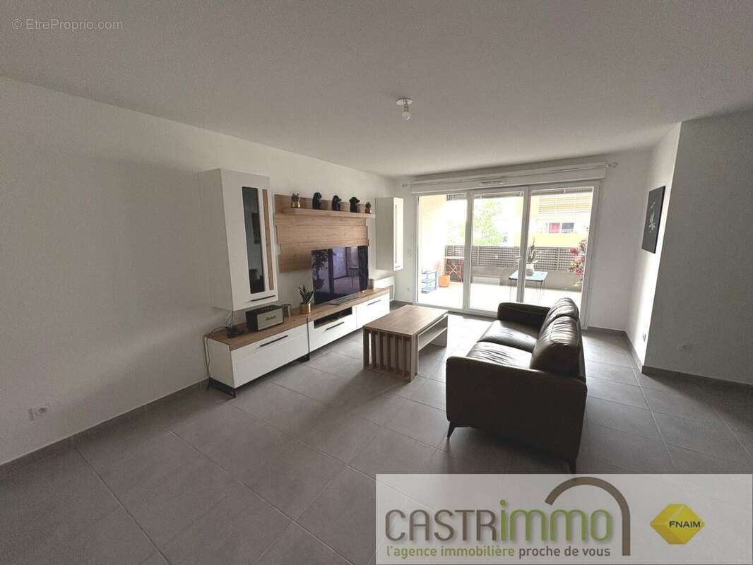 Appartement à SAINT-BRES