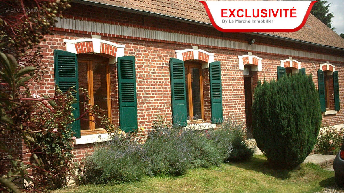 Maison à COURCELETTE