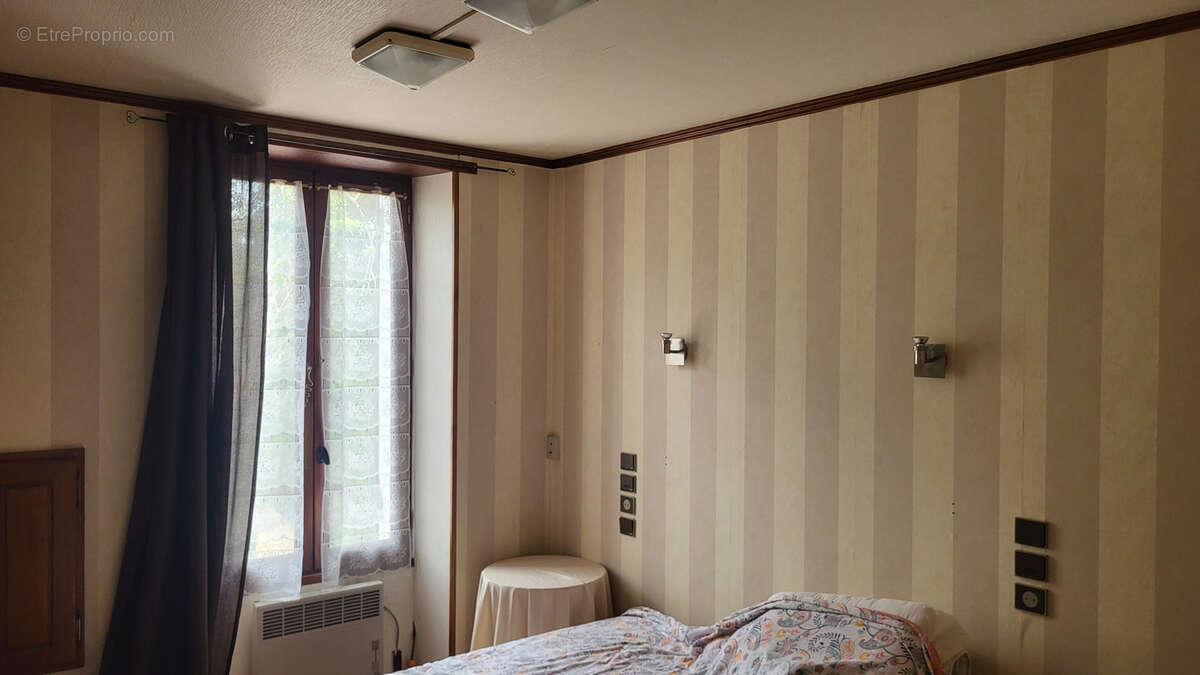 Maison à TOCANE-SAINT-APRE