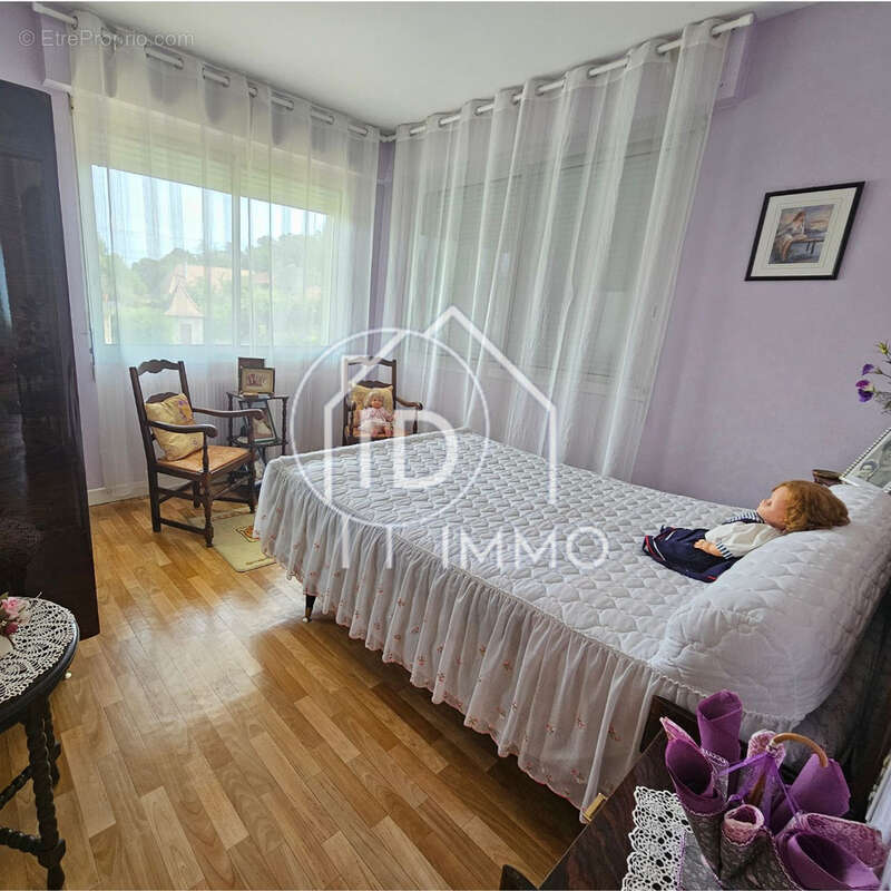 Maison à MONTPON-MENESTEROL