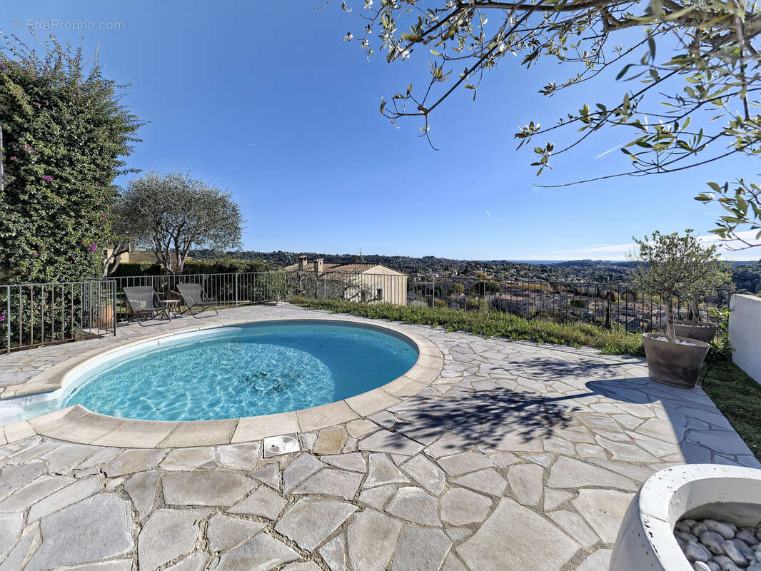 Maison à LA COLLE-SUR-LOUP