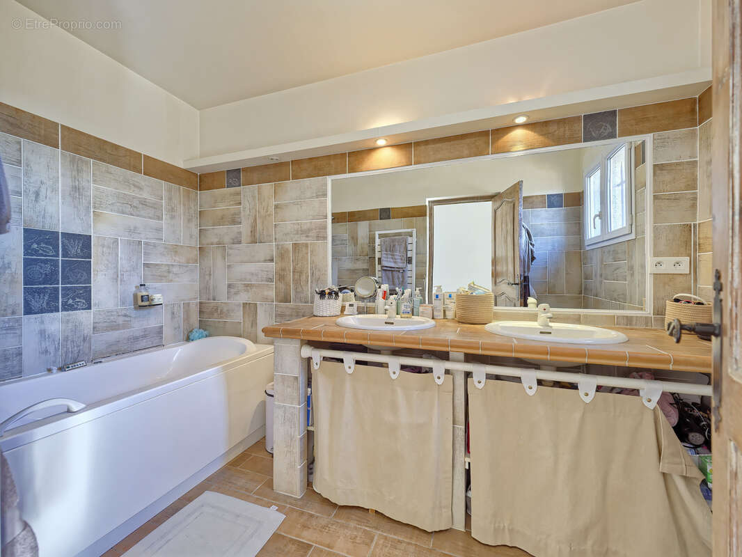 Maison à LA COLLE-SUR-LOUP