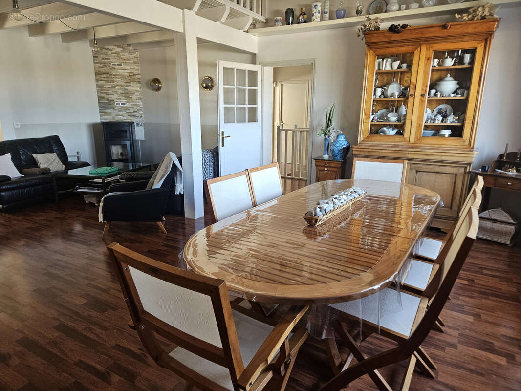 Maison à FONTCOUVERTE