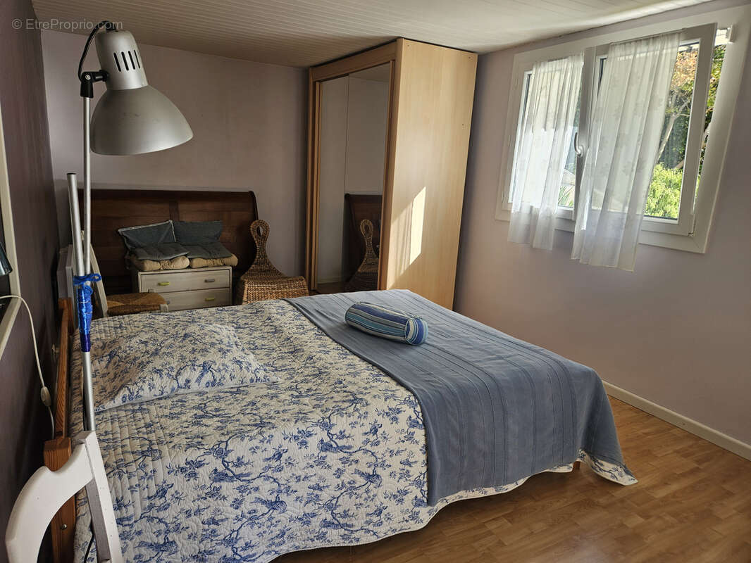 Maison à FONTCOUVERTE