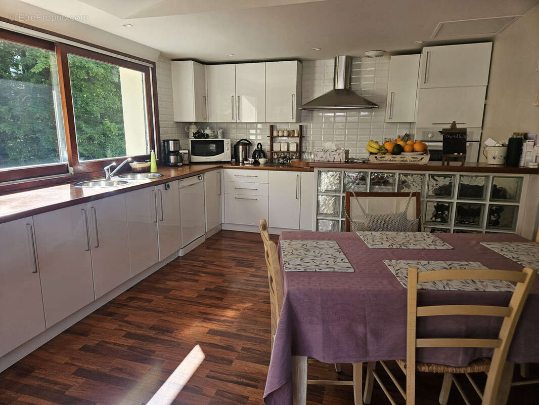 Maison à FONTCOUVERTE