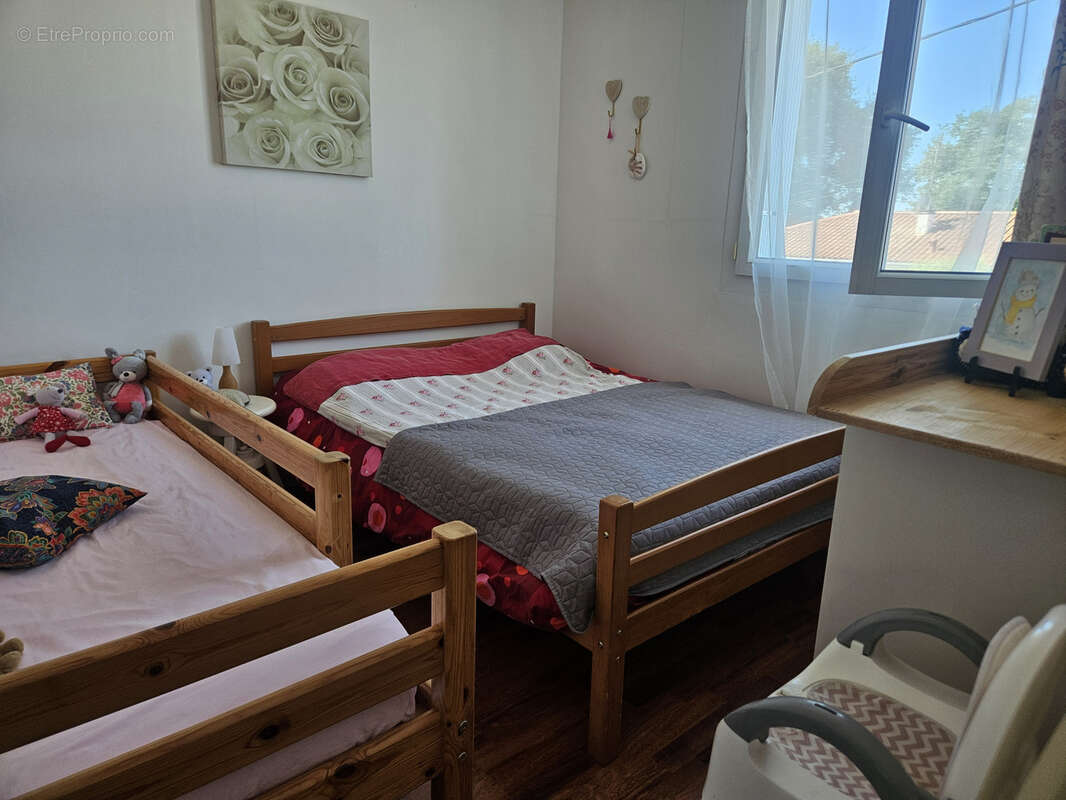 Maison à FONTCOUVERTE