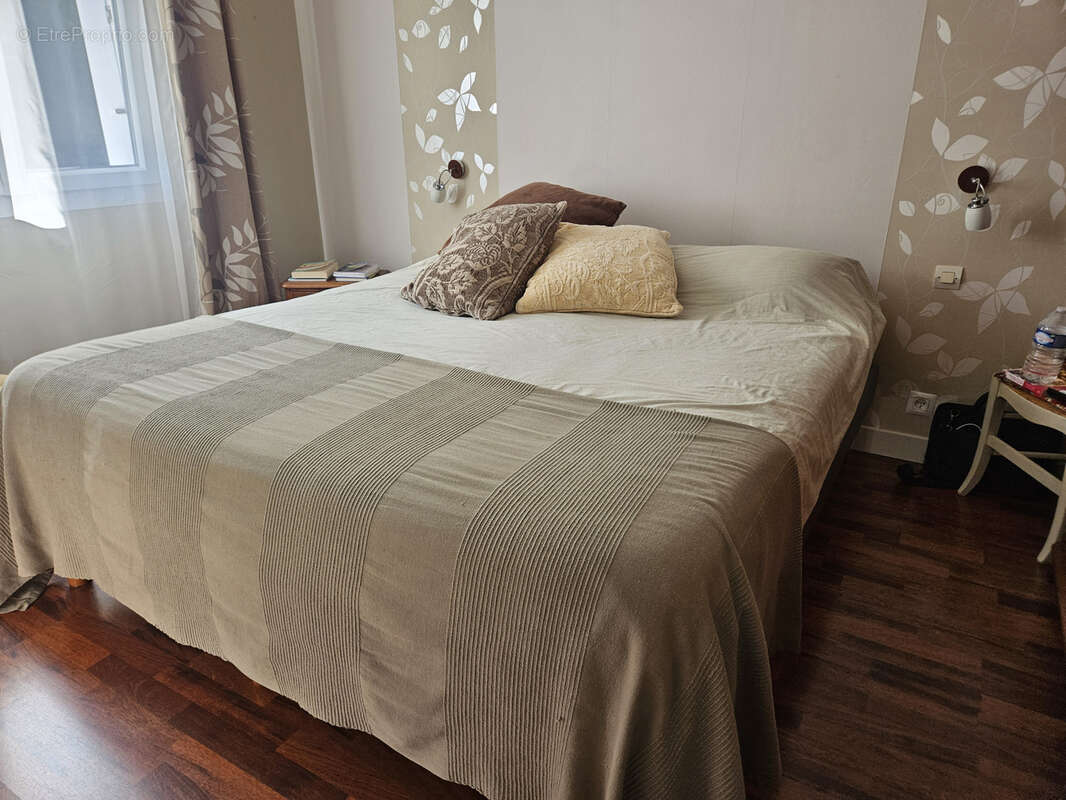 Maison à FONTCOUVERTE