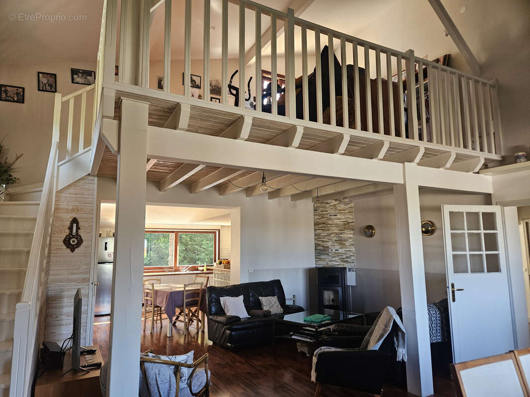 Maison à FONTCOUVERTE