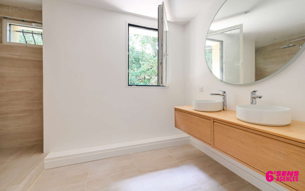 Maison à FRANCHEVILLE