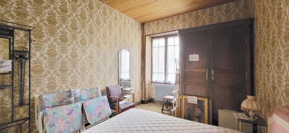 Maison à SENAILLAC-LAUZES