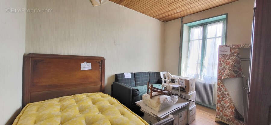 Maison à SENAILLAC-LAUZES