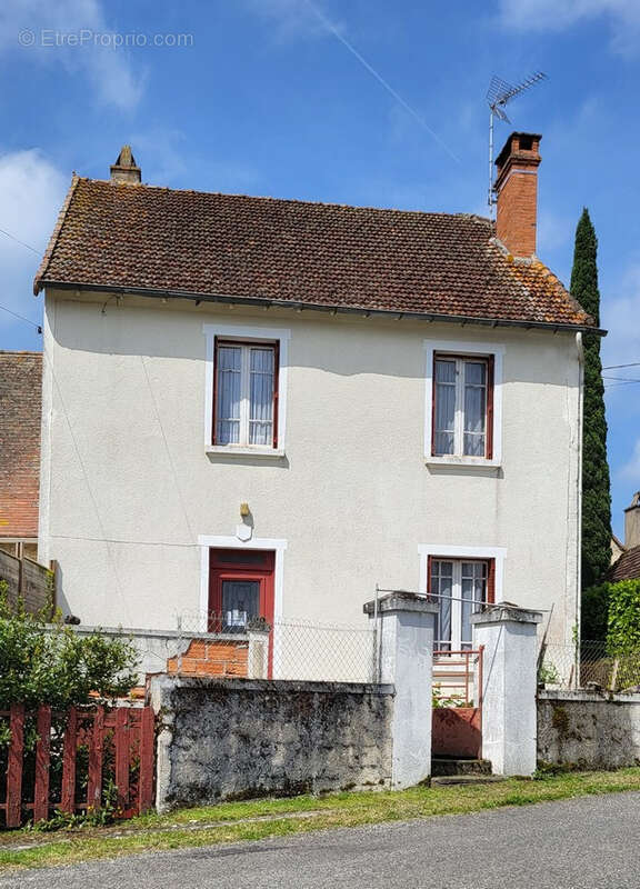Maison à SENAILLAC-LAUZES