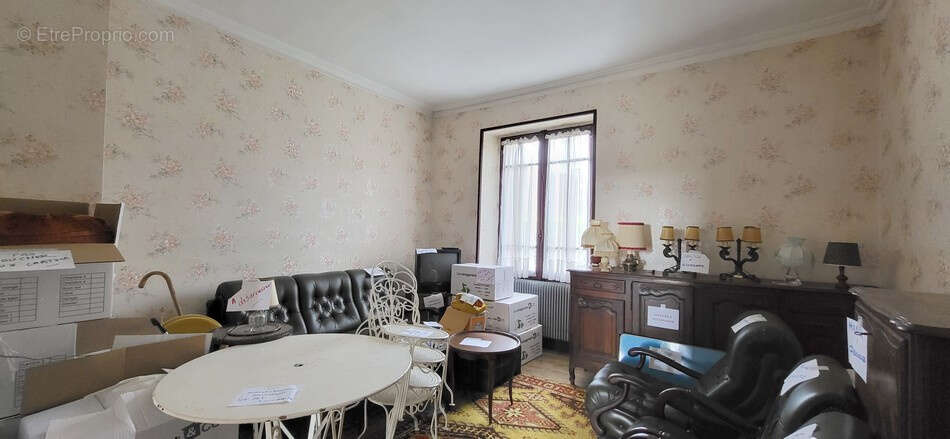 Maison à SENAILLAC-LAUZES