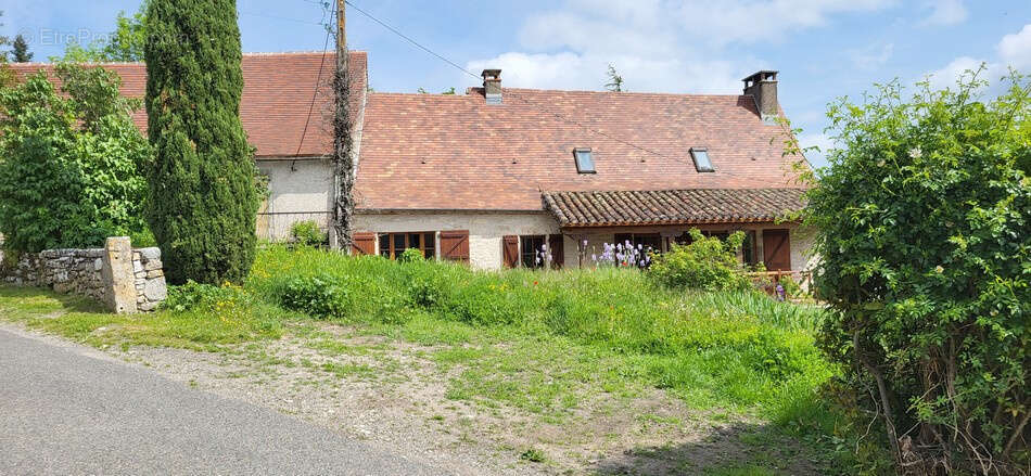 Maison à SENAILLAC-LAUZES