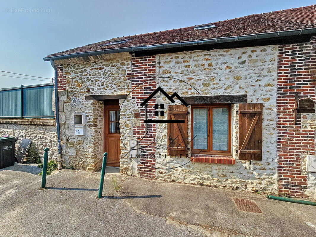 Maison à BREUIL-LE-VERT