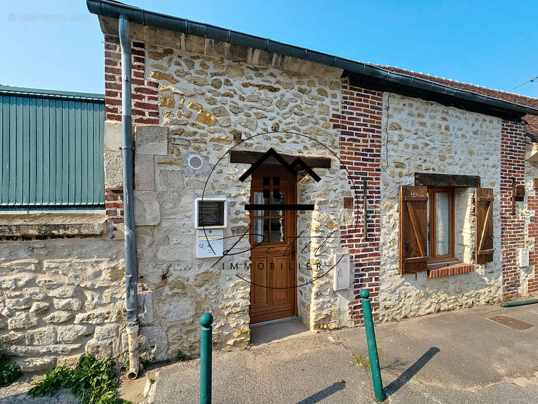 Maison à BREUIL-LE-VERT