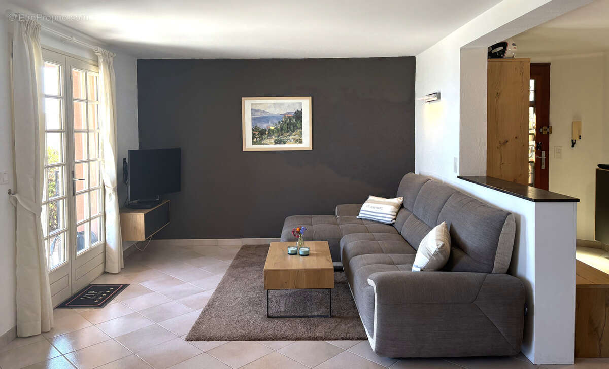 Appartement à SAINT-RAPHAEL