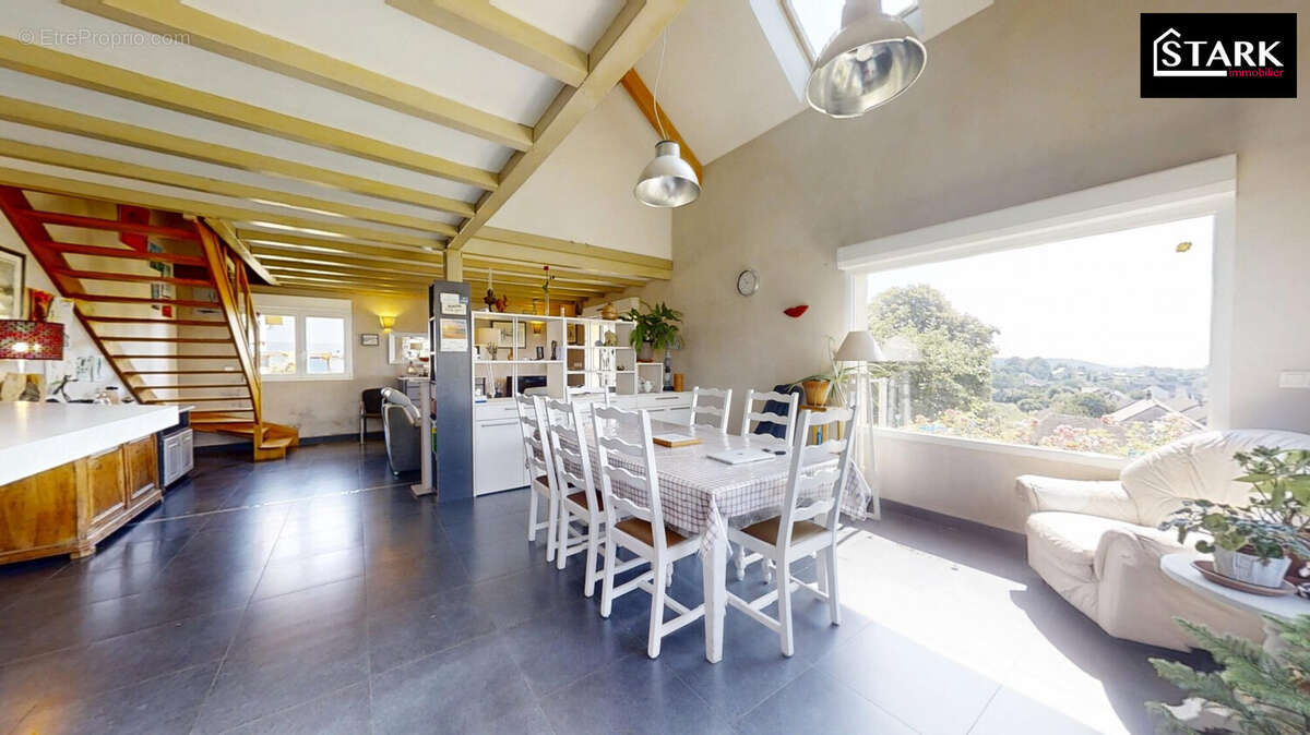 Maison à AUXELLES-BAS