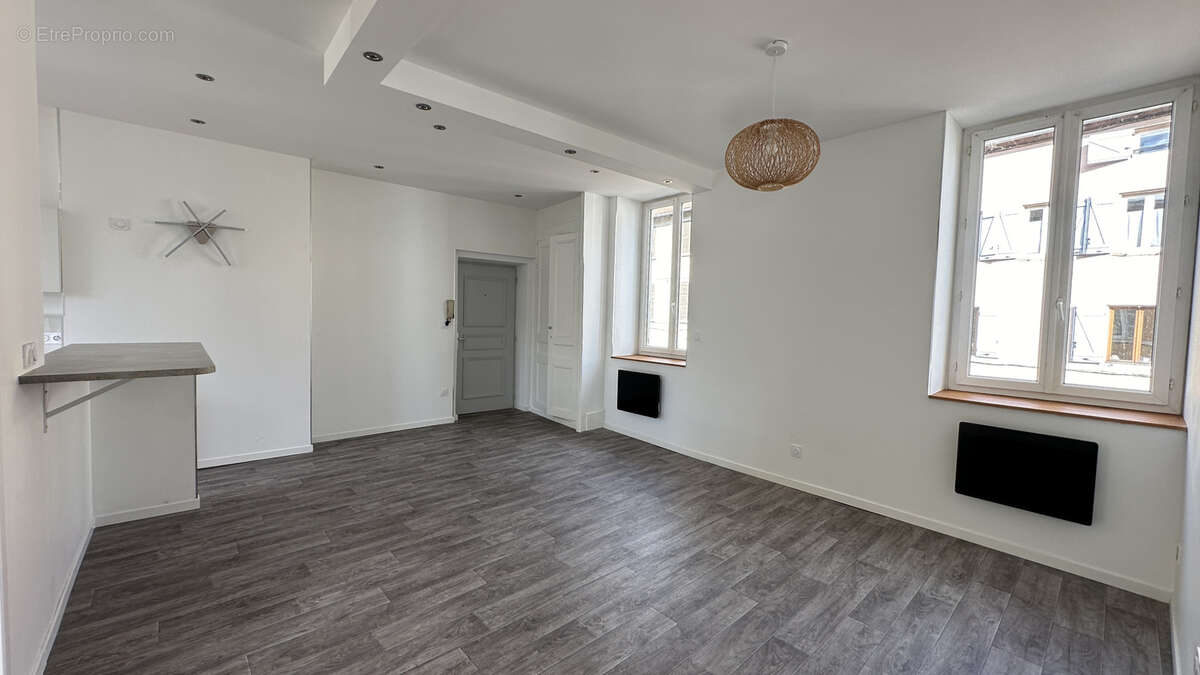 Appartement à L&#039;ARBRESLE