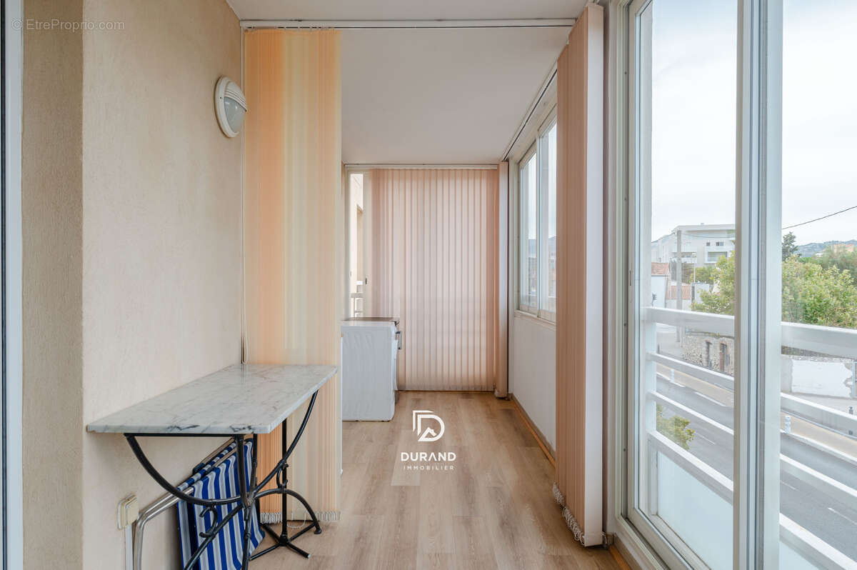 Autre à MARSEILLE-8E